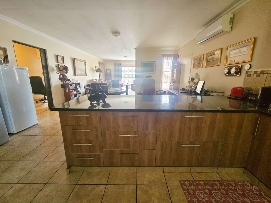 2 Bedroom Property for Sale in Langenhovenpark Free State